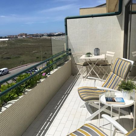 Beachfront Apartment With Sea View Azurara Esterno foto