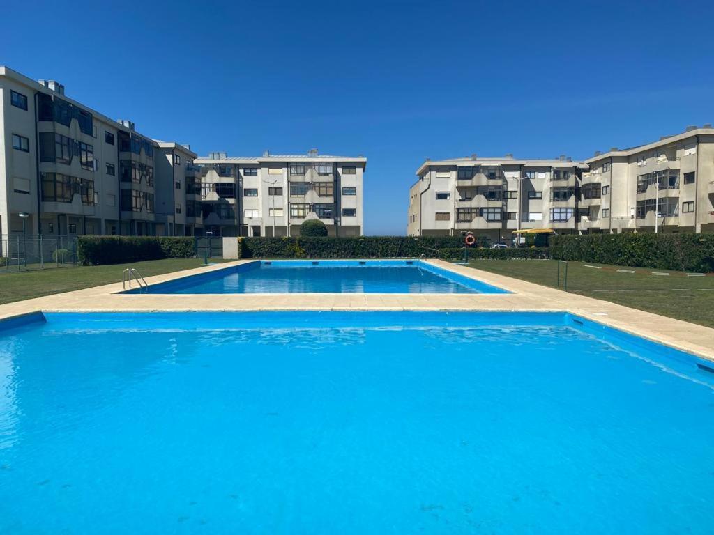 Beachfront Apartment With Sea View Azurara Esterno foto