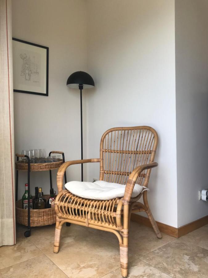 Beachfront Apartment With Sea View Azurara Esterno foto